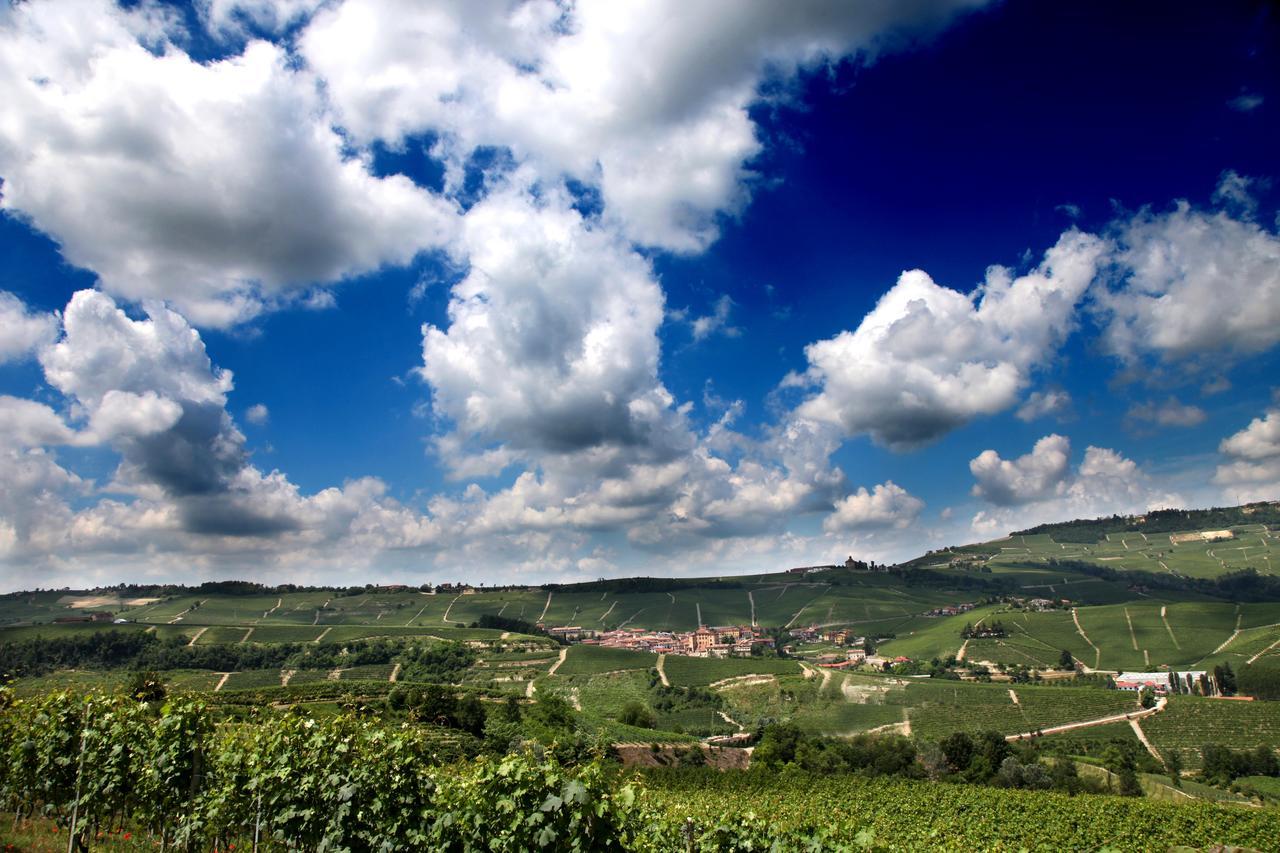 Albergo Castiglione Langhe Castiglione Tinella Екстер'єр фото