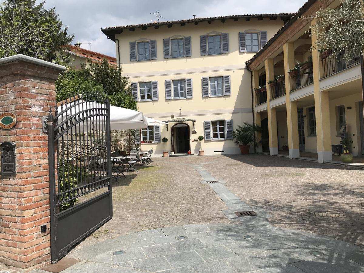 Albergo Castiglione Langhe Castiglione Tinella Екстер'єр фото